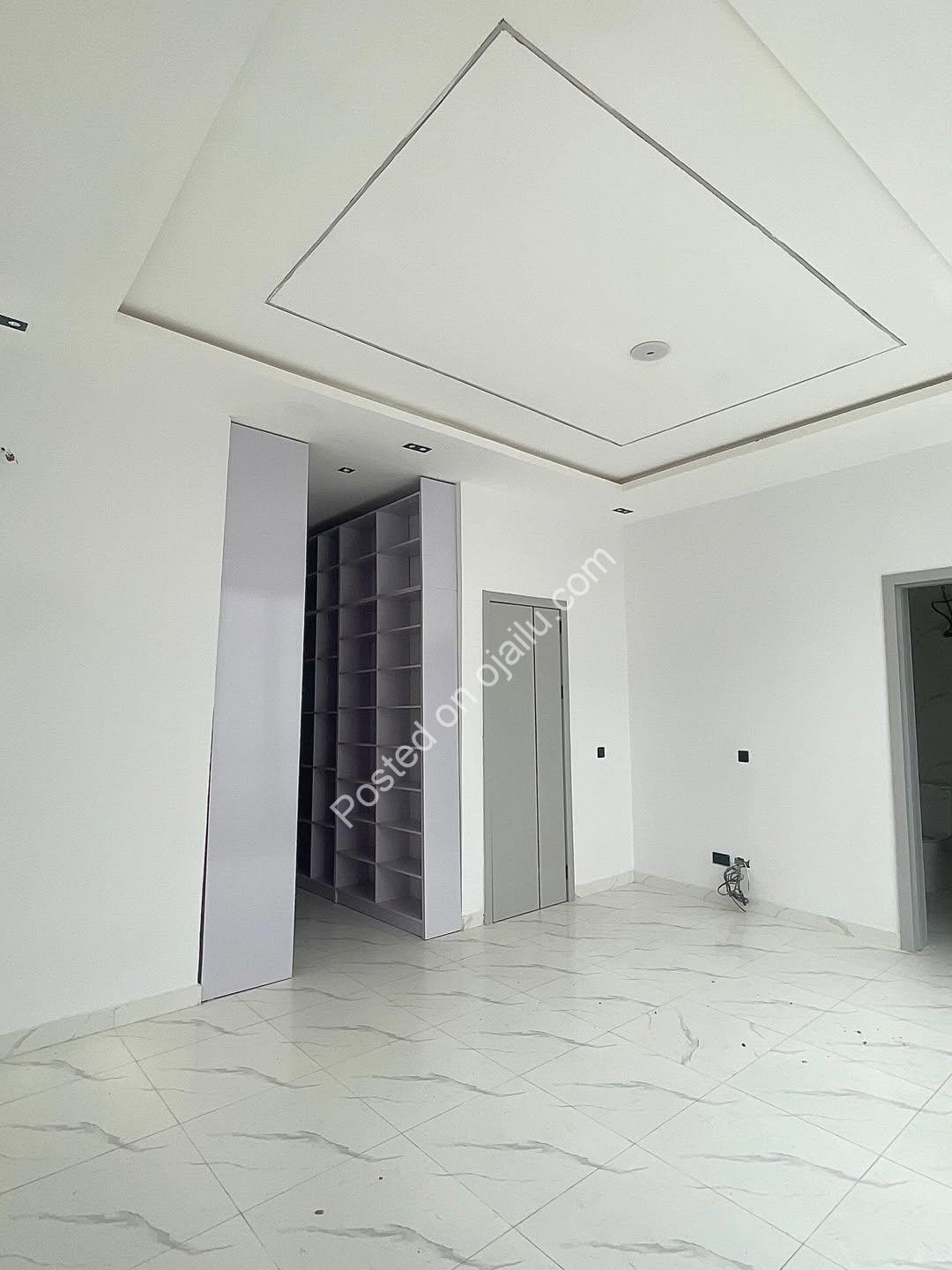 Exquisite 4-Bedroom Haven in Serene Ikota Estate