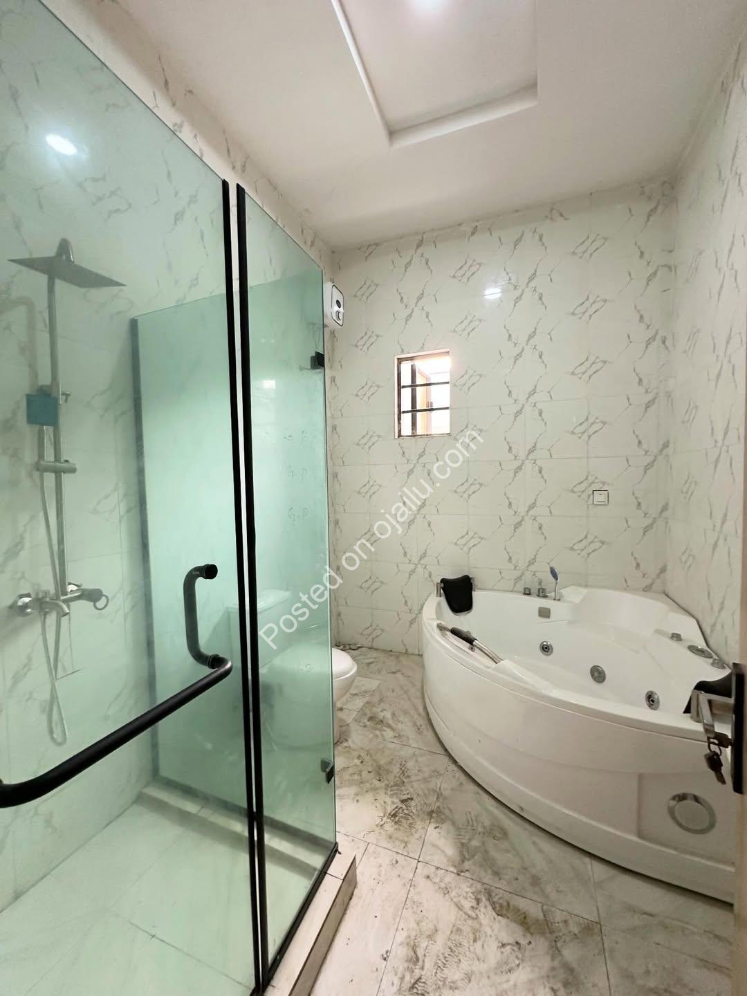 Sangotedo’s Finest: 4-Bedroom Duplex with Master Kitchen