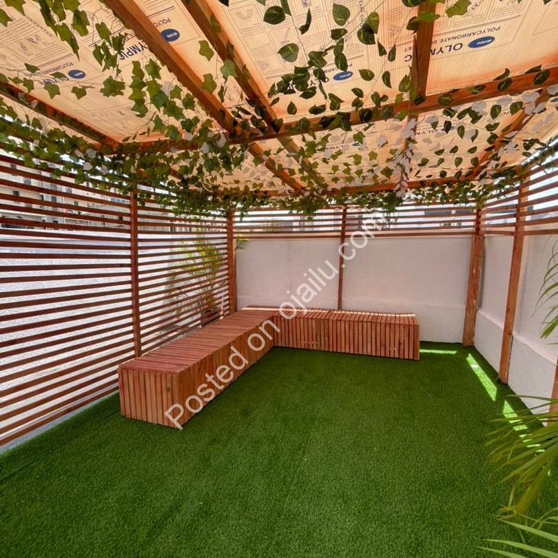 Exquisite 5-Bedroom Duplex with Pool in Lekki