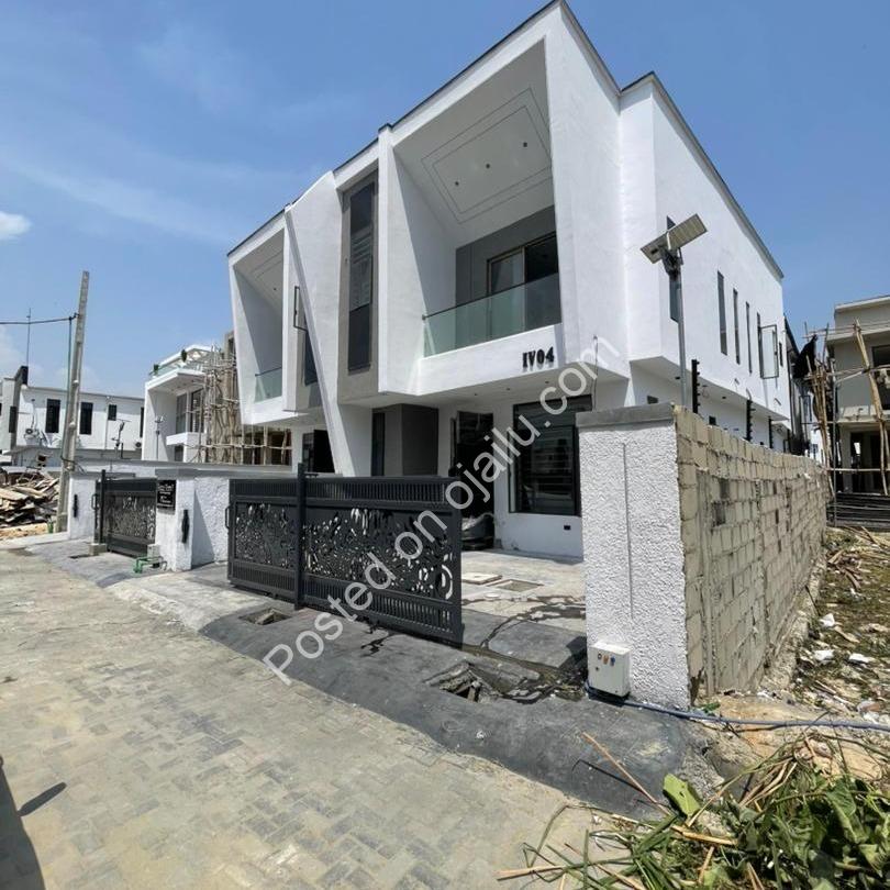 Exquisite 4-Bed Duplex in Prime Ikota Lekki