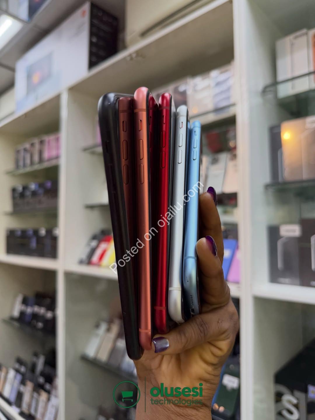 Unlock Premium UK iPhone XR: Power & Value Inside!