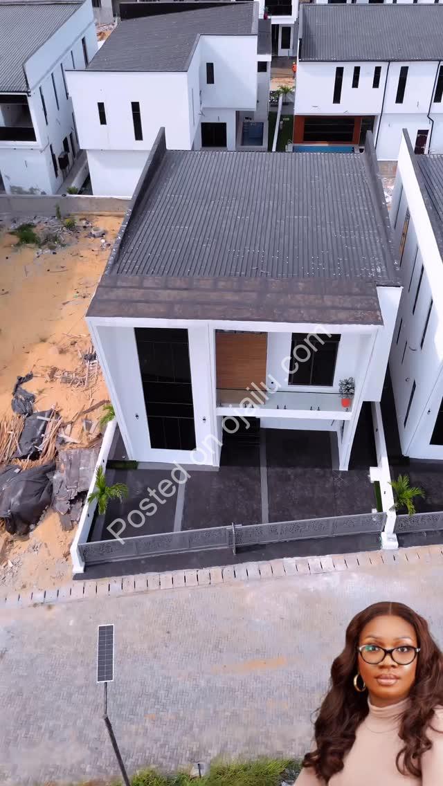 Exquisite Poolside Duplex in Prime Lekki