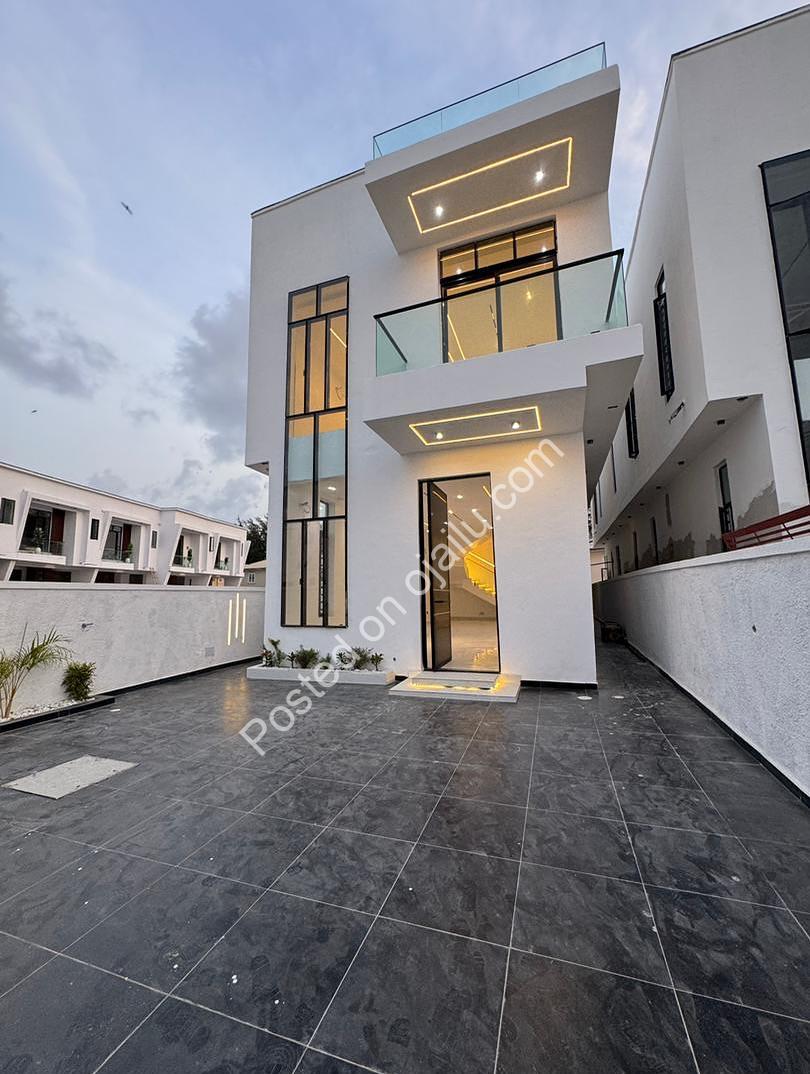 Sweeping 5-Bed Duplex with Resort-Style Pool in Ikota
