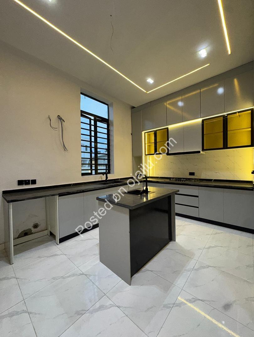 Sweeping 5-Bed Duplex with Resort-Style Pool in Ikota