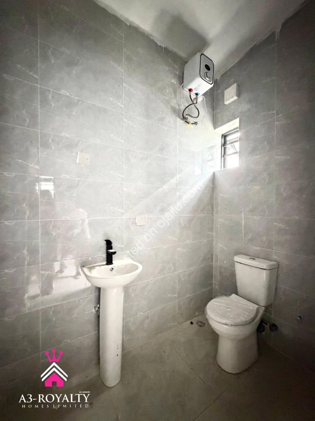 Modern Abraham Adesanya Estate: Your Dream Home Awaits