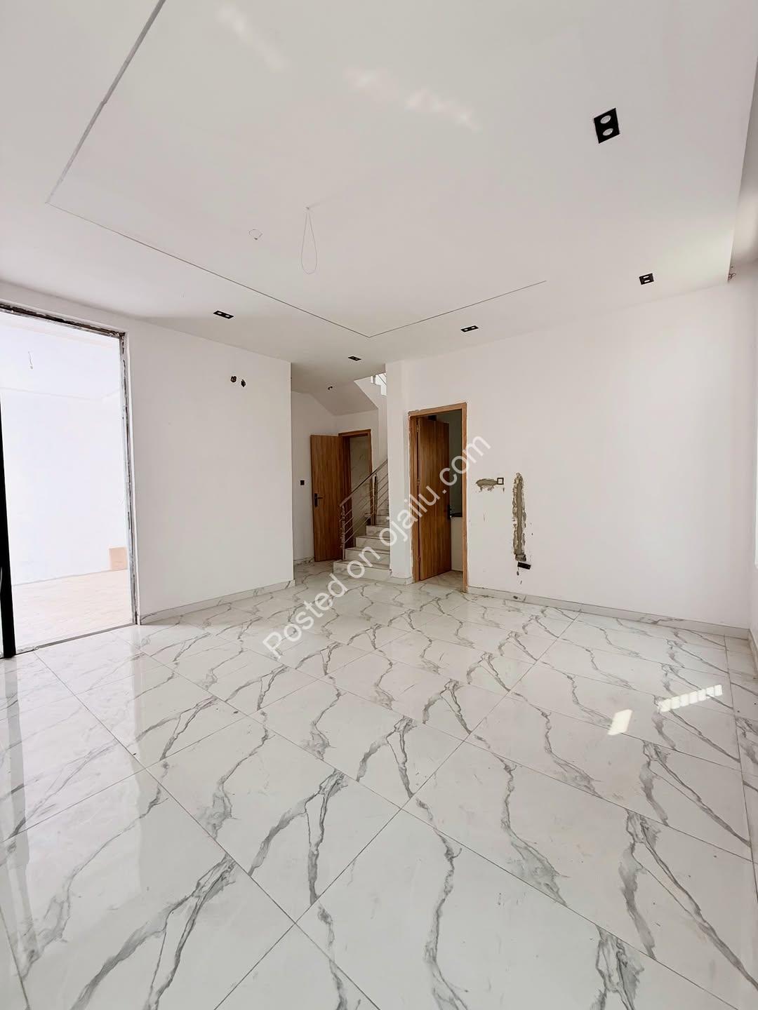 Move-In Ready 4-Bed Terrace Duplex with BQ in Lekki