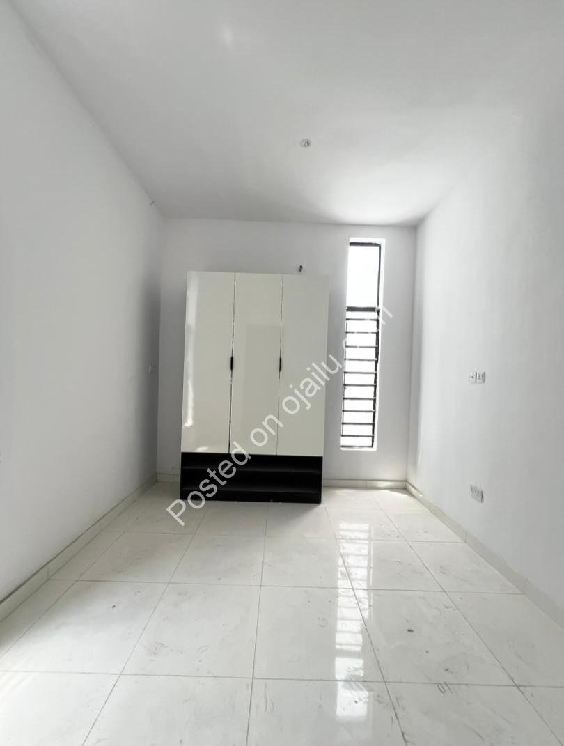 Dream Home in Lekki: 4-Bed Duplex with Premium Finishes