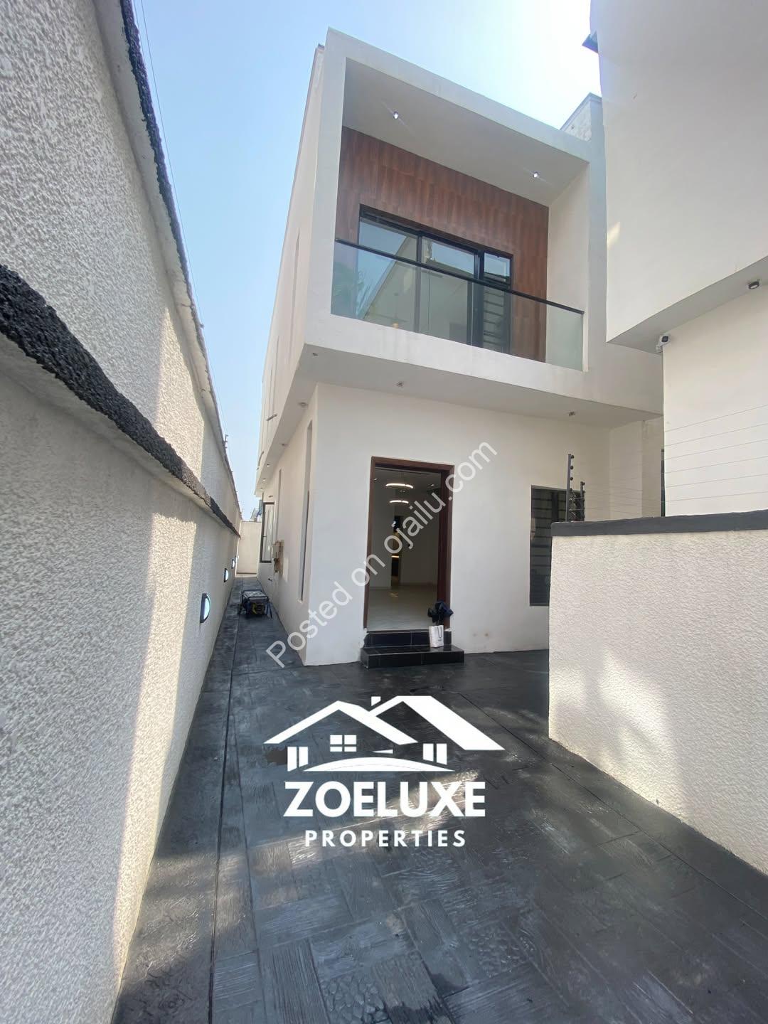 Serene Luxury: 4-Bed Duplex with BQ & Massive Compound