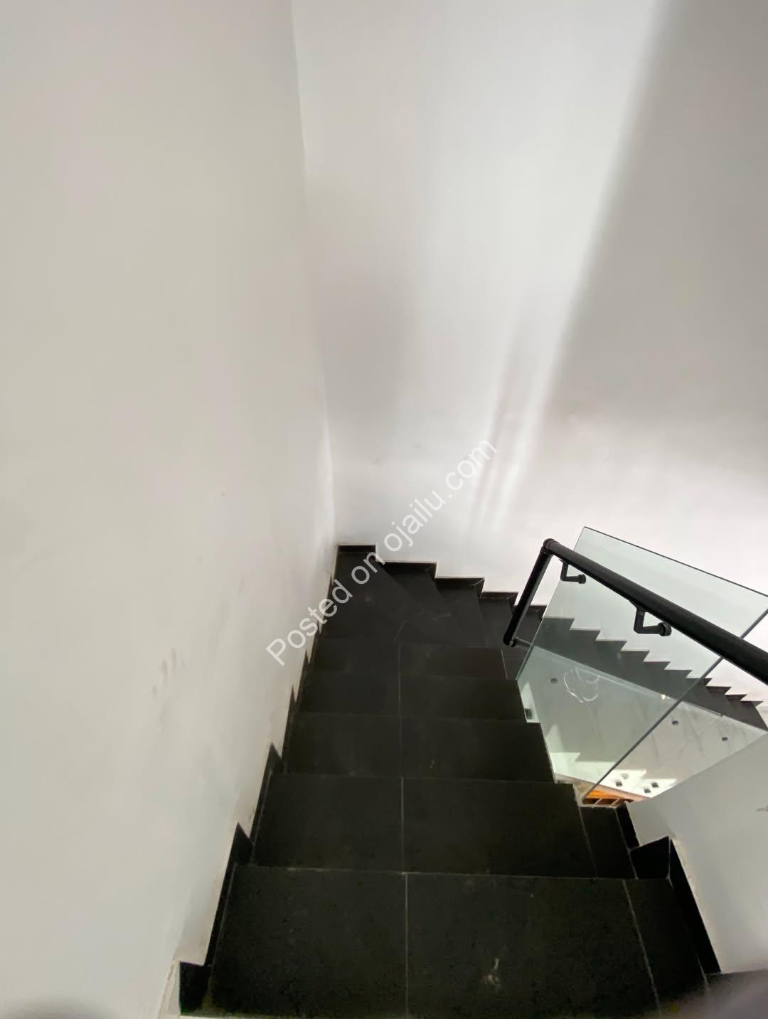 Serene 4-Bedroom Duplex with BQ in Prime Lagos