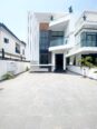 Lekki’s Ultimate 5-Bedroom Estate Duplex with Private Pool
