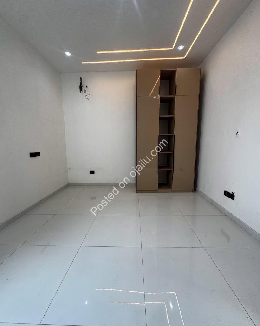 Exclusive Chevron Estate: 6-Bed Duplex with Cinema & Pool