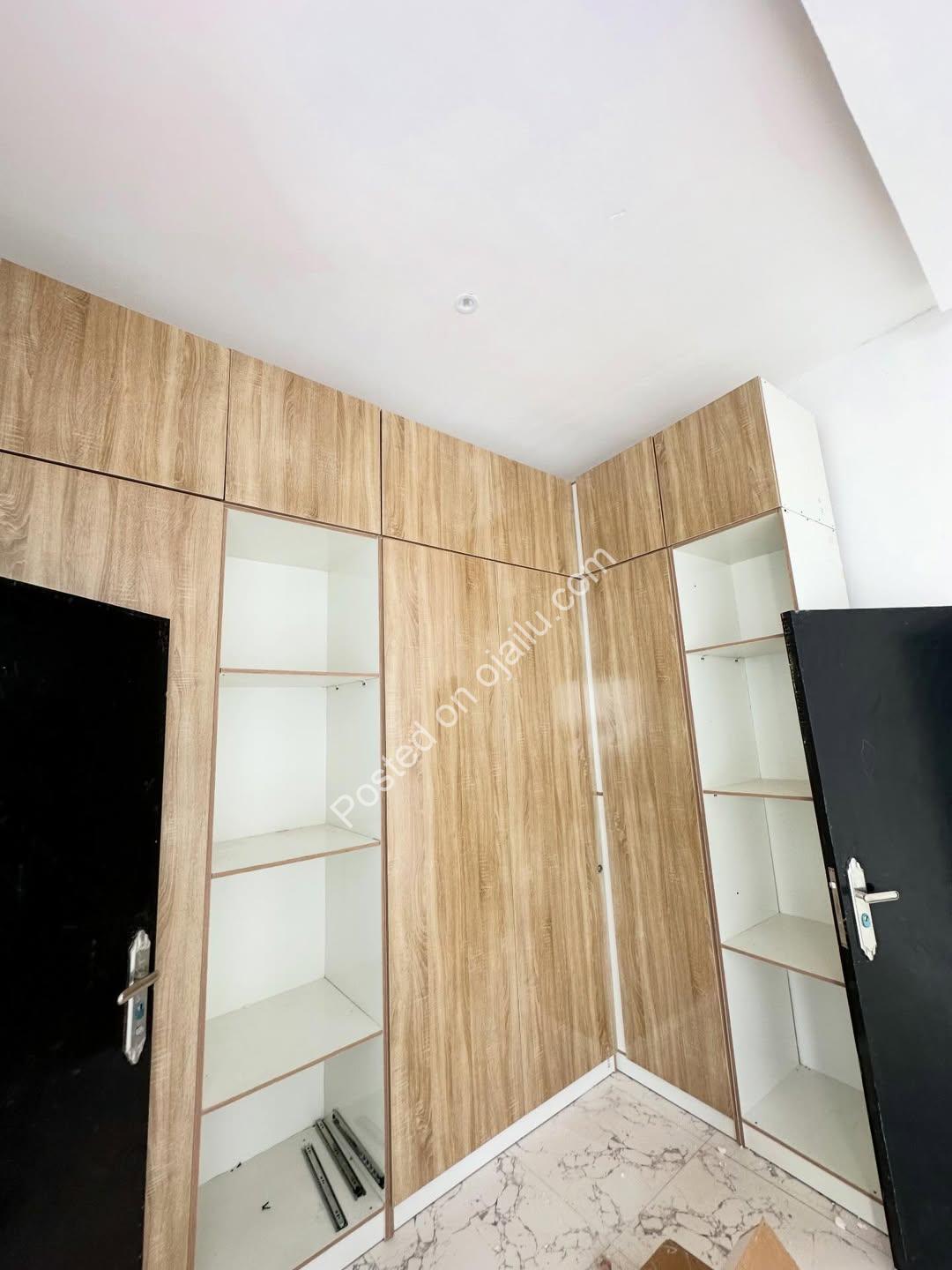 Spacious 3BR Sangotedo Gem with Balcony & Parking