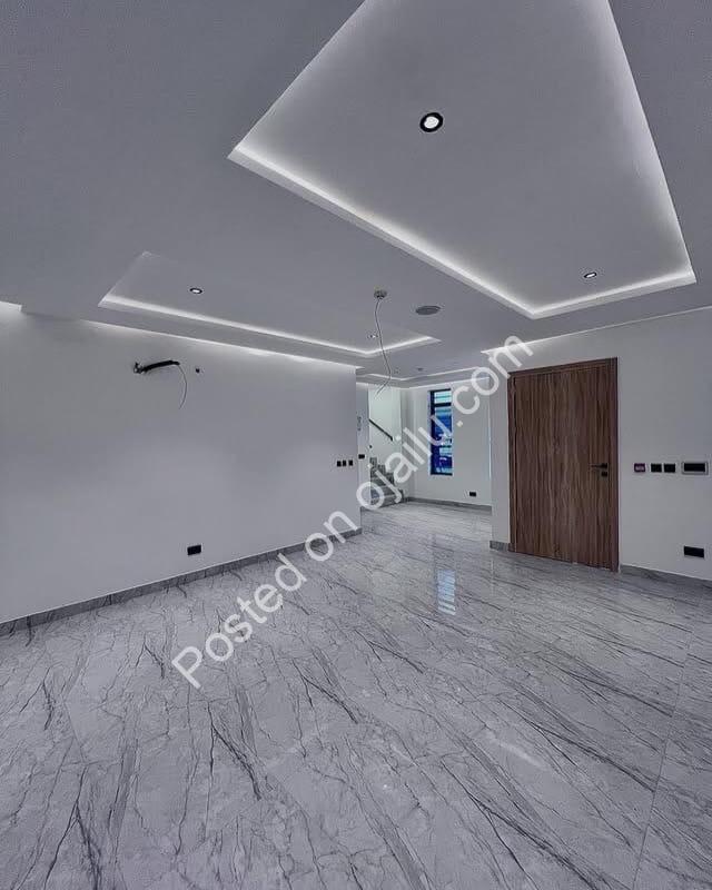Lekki Phase 1 Masterpiece: 4-Bed Terrace Duplex with Gym & BQ