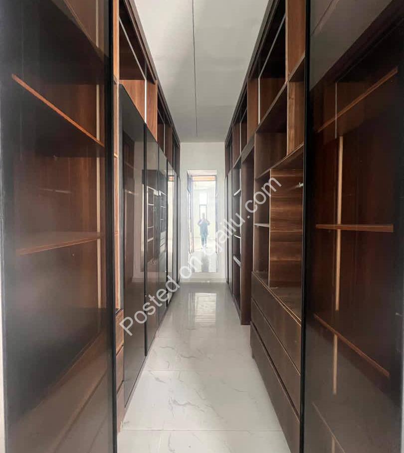 Lekki’s Grand 5-Bed Duplex with Resort-Style Pool