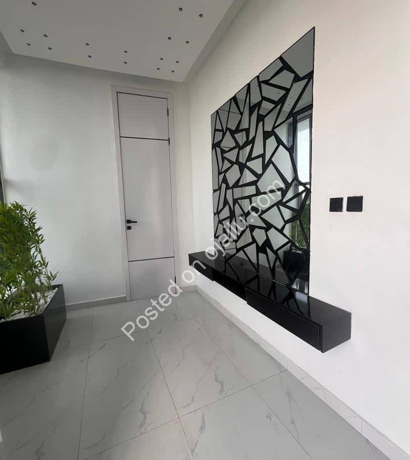 Lekki’s Grand 5-Bed Duplex with Resort-Style Pool