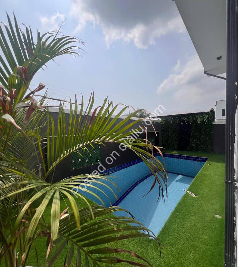Lekki’s Grand 5-Bed Duplex with Resort-Style Pool