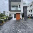 Exquisite 5-Bed Lekki Duplex with Cinema & Pool