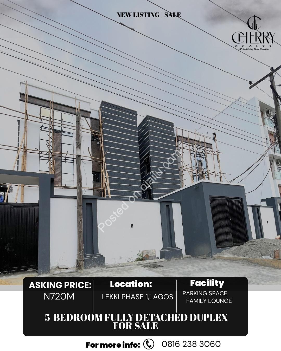 5-Bedroom Lekki Gem: Spacious Luxury Duplex with Premium Finishes