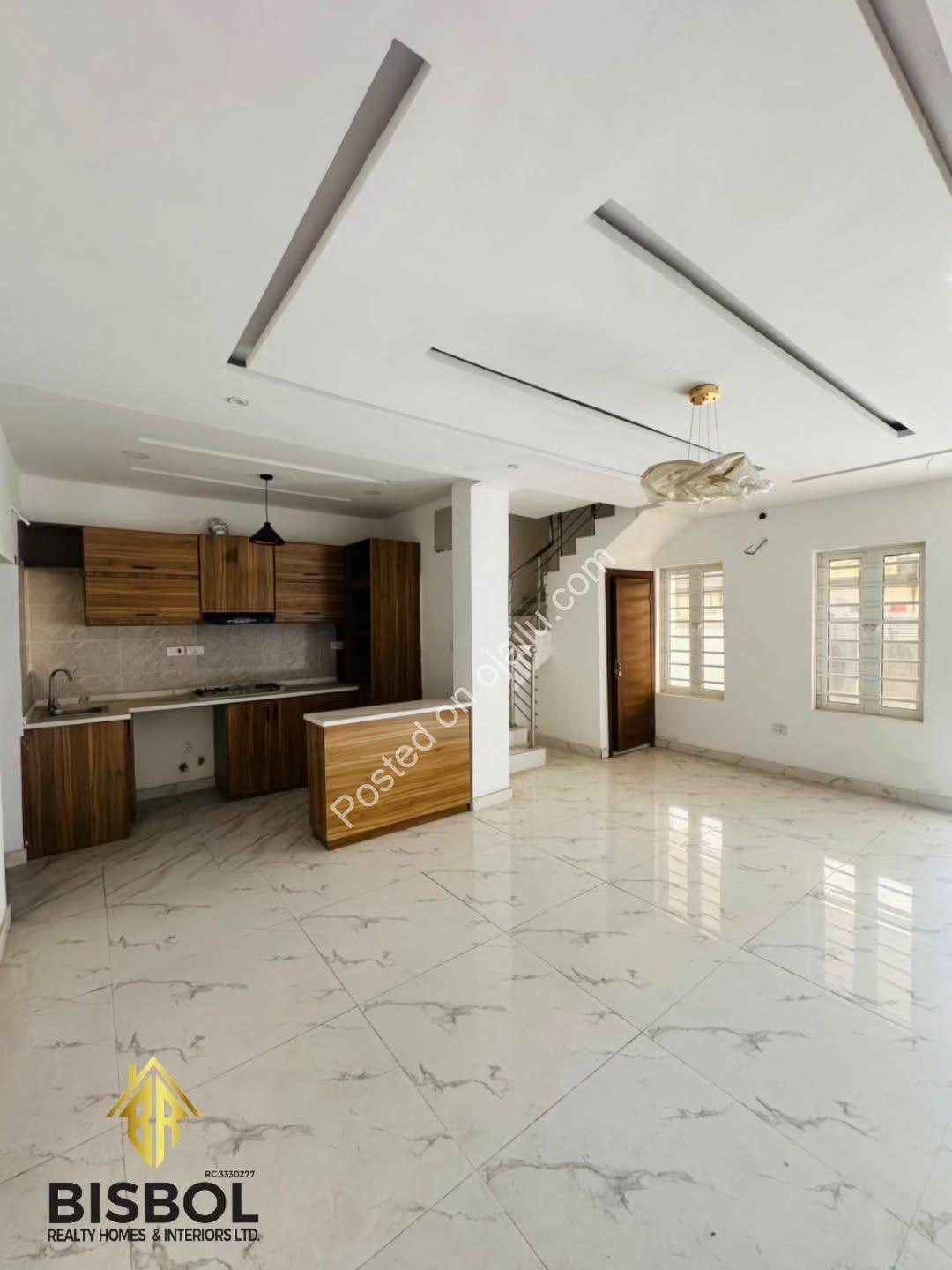 Move-In Ready 3BR Terrace Duplex in Gated Estate