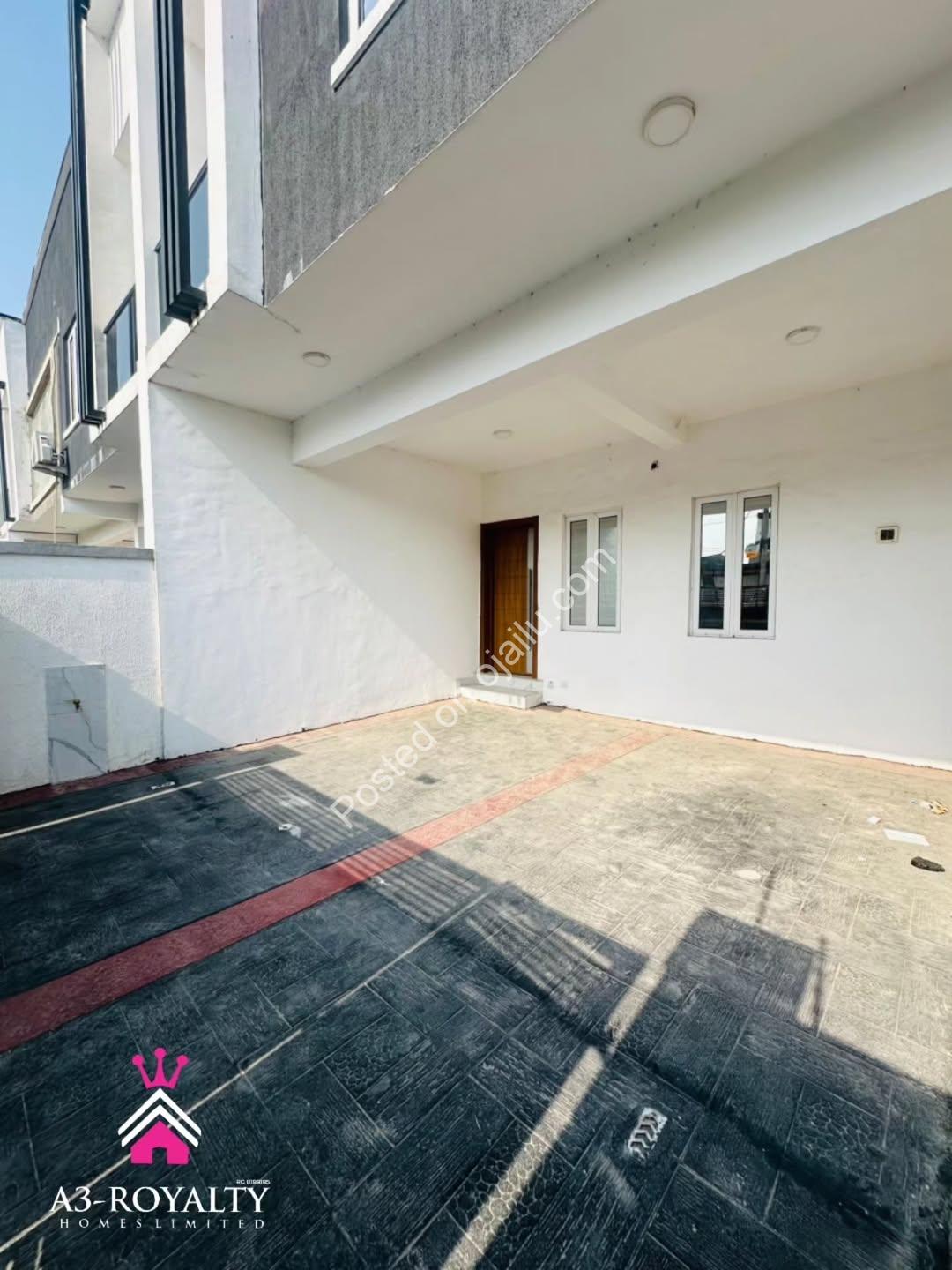 Move-In Ready 3-Bed Terrace Duplex in Gated Estate