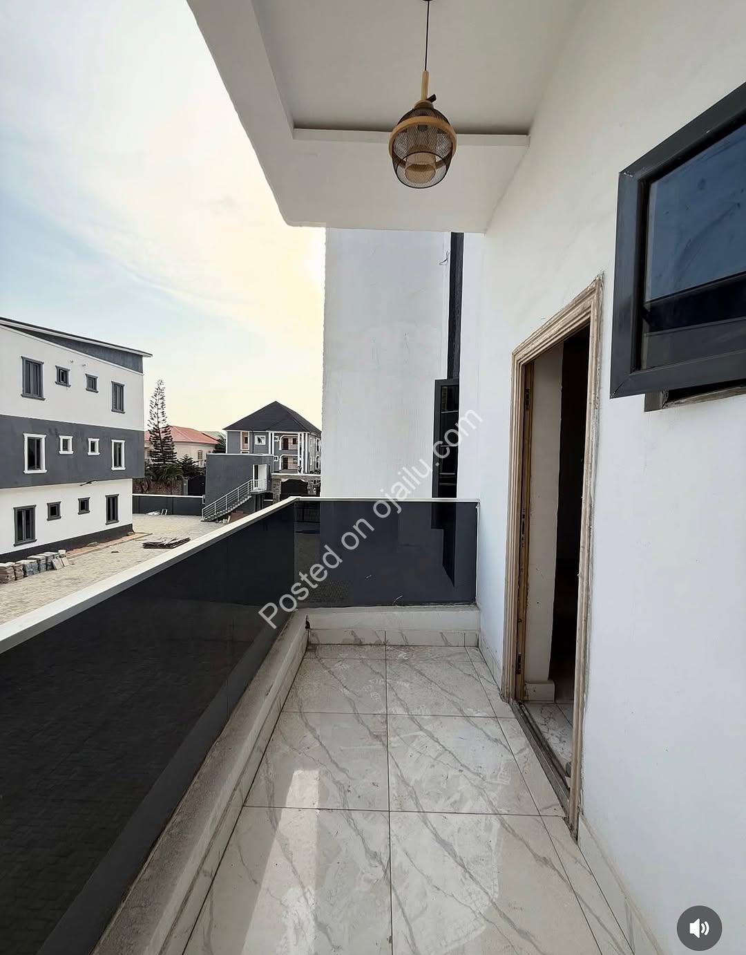 Lekki’s Premier 1-Bedroom Haven: Modern Living Awaits