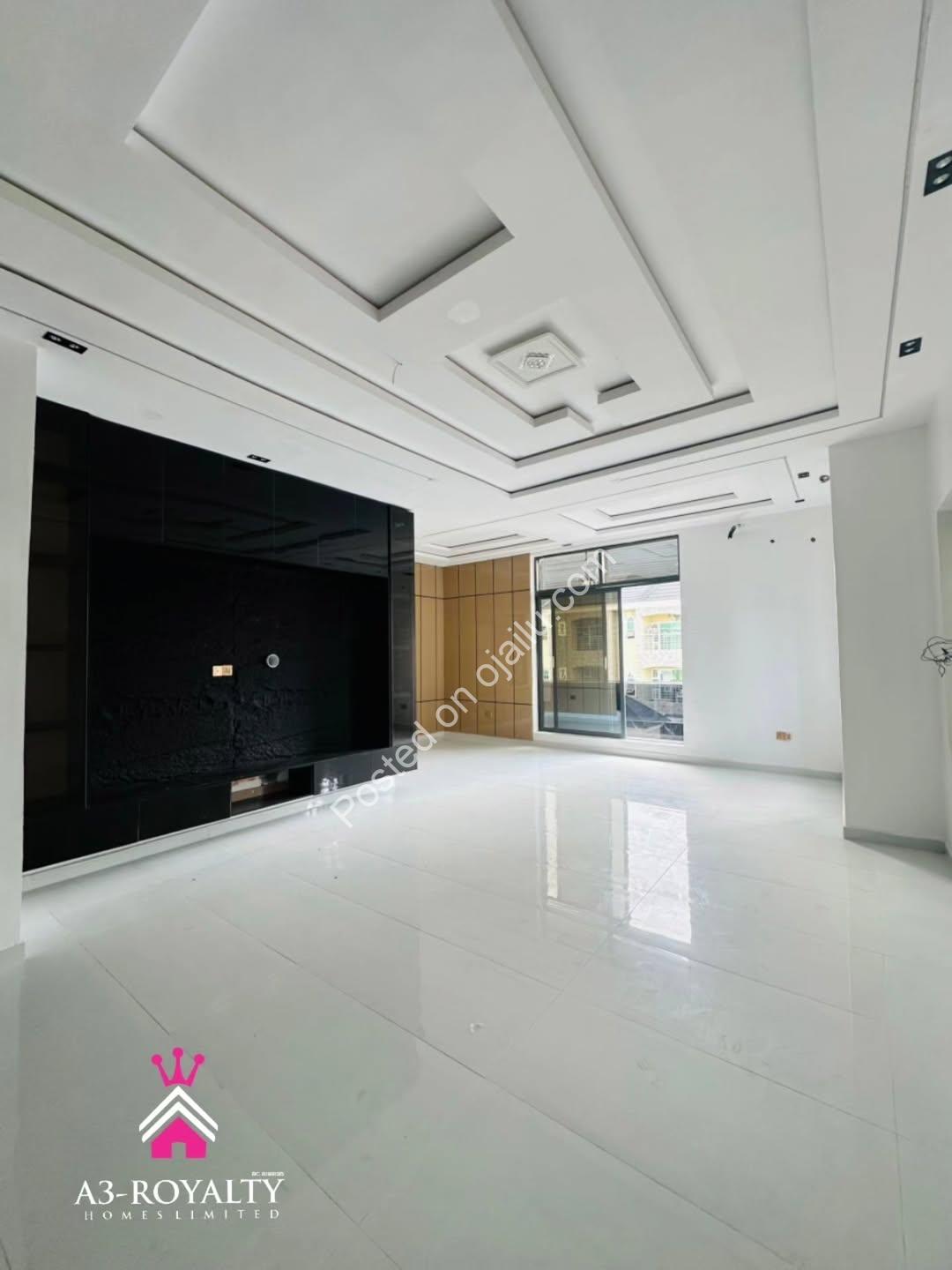 Luxury 5-Bed Duplex with Pool in Gated Ajah Estate