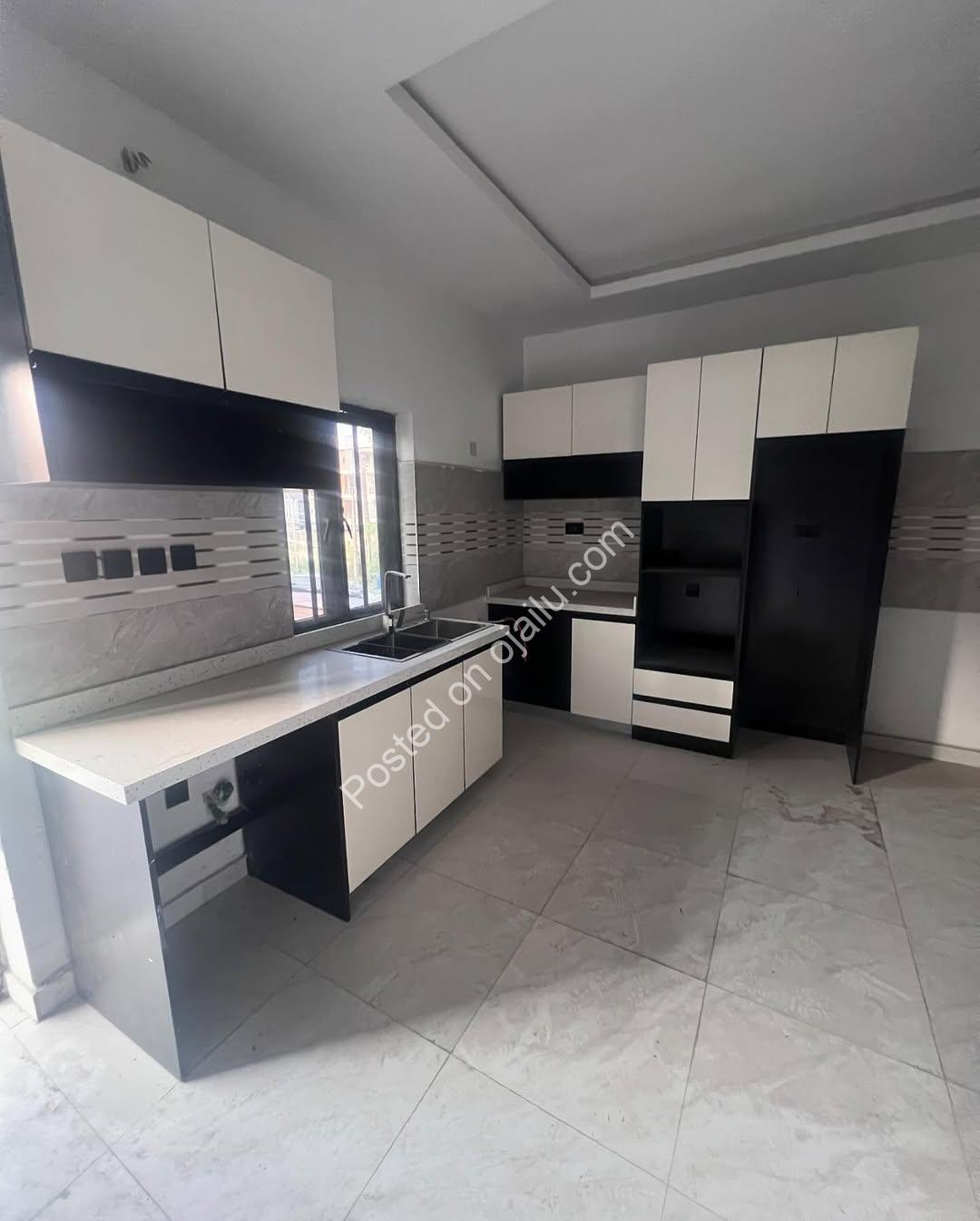 Lekki’s Finest: 3-Bedroom Haven with Pool & En-Suites