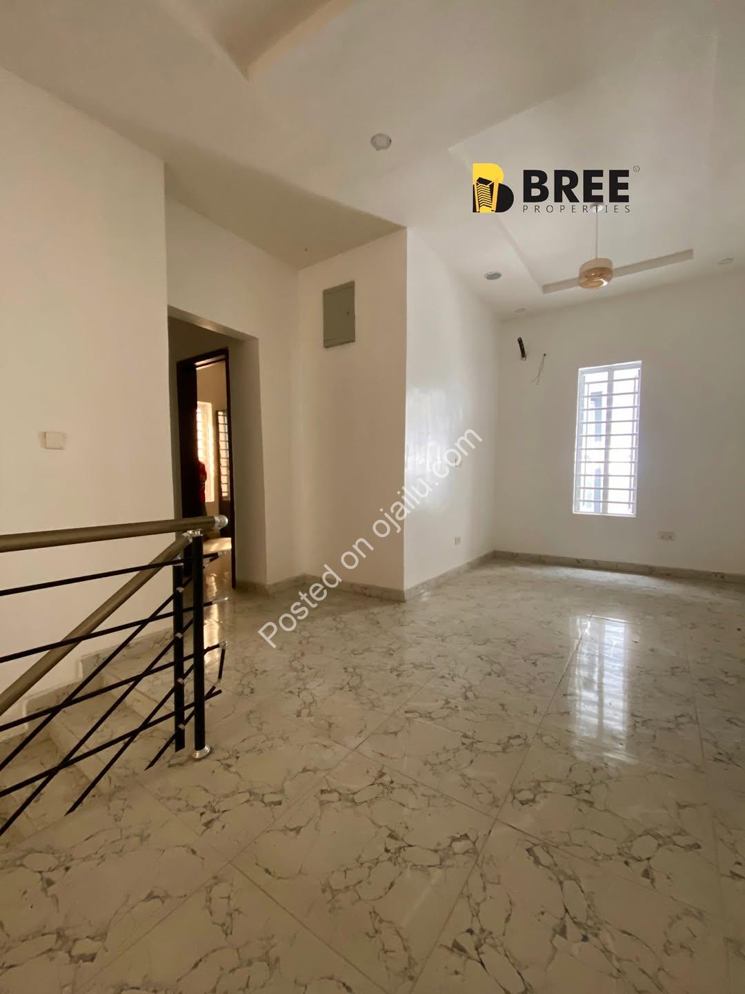 Lekki’s Smart 4-Bedroom Haven with BQ