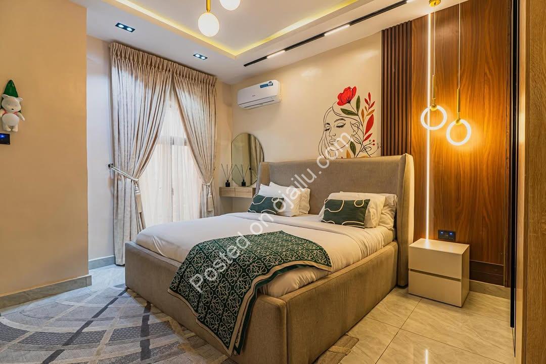 Serene Smart Home with Balcony & PS5 in Lekki