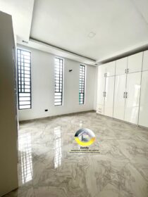 3853997045611025748_img_9