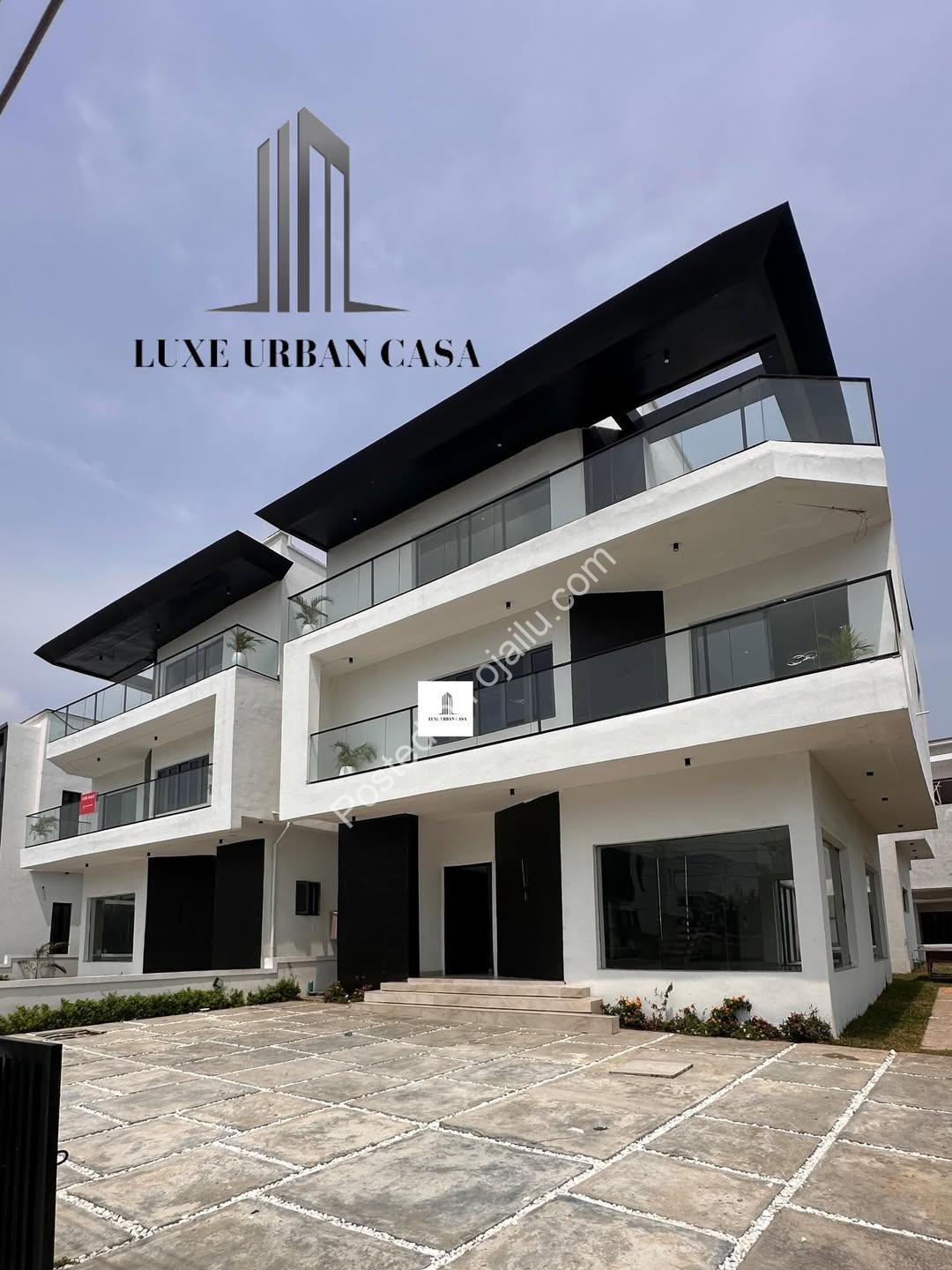 Lekki’s Ultimate 5-Bedroom Estate with Cinema & Pool