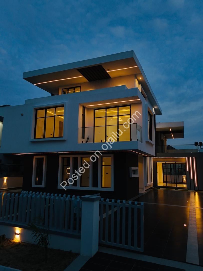 Exclusive 5-Bed Estate Gem with Pool & Cinema