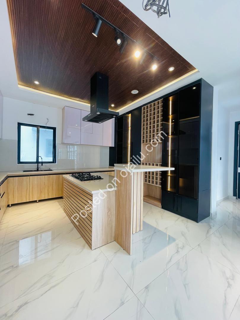 Exclusive 5-Bed Estate Gem with Pool & Cinema