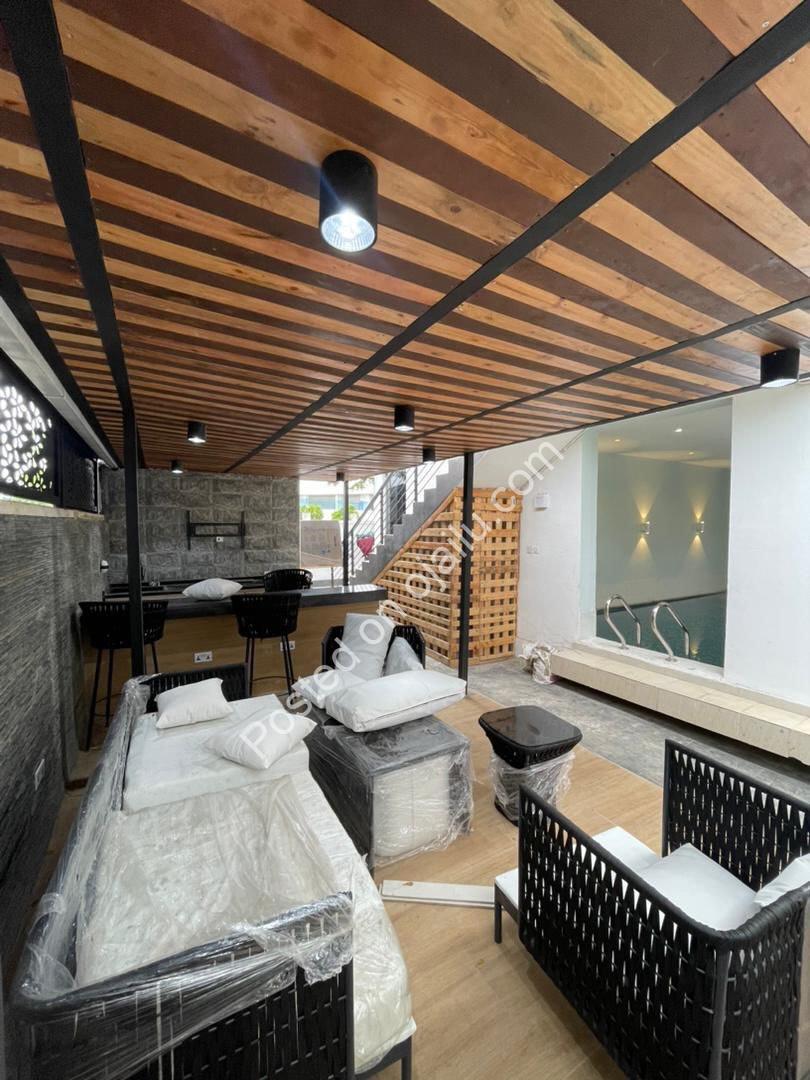 Banana Island 5BR Palace with Pool & Cinema