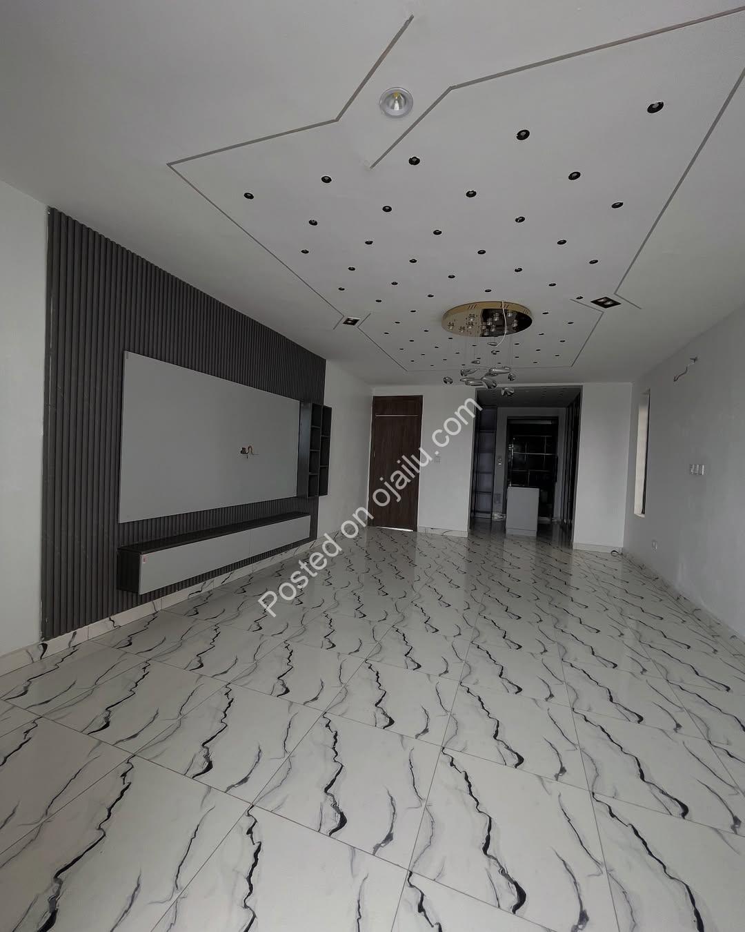 Exclusive 5-Bedroom Duplex with Pool & Jacuzzi in Ikota