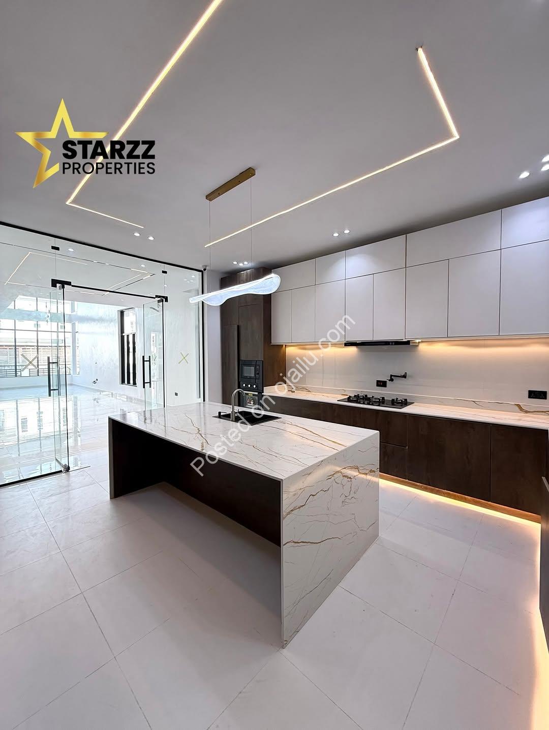 Dream Home: 5BR with Cinema, Pool & Rooftop Escape