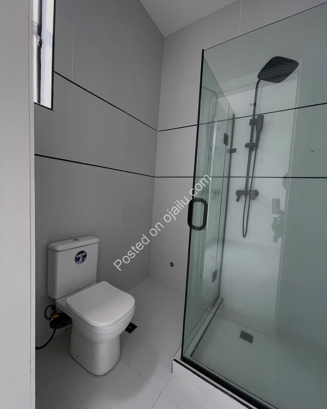 Exclusive Ikota Estate: 5-Bedroom Haven with Pool & Jacuzzi