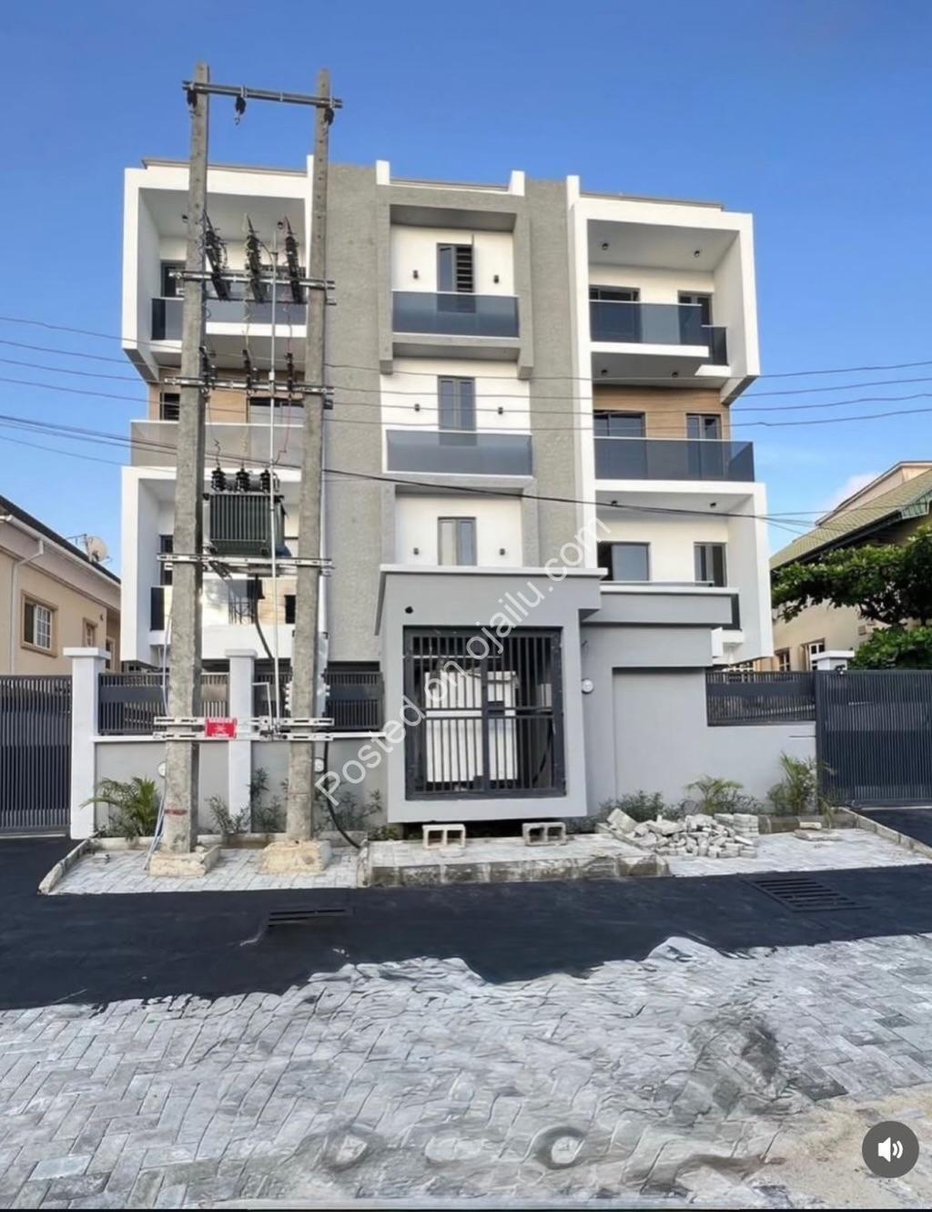 Lekki’s Ultimate 2-Bedroom Haven: Pool, Gym & Luxury