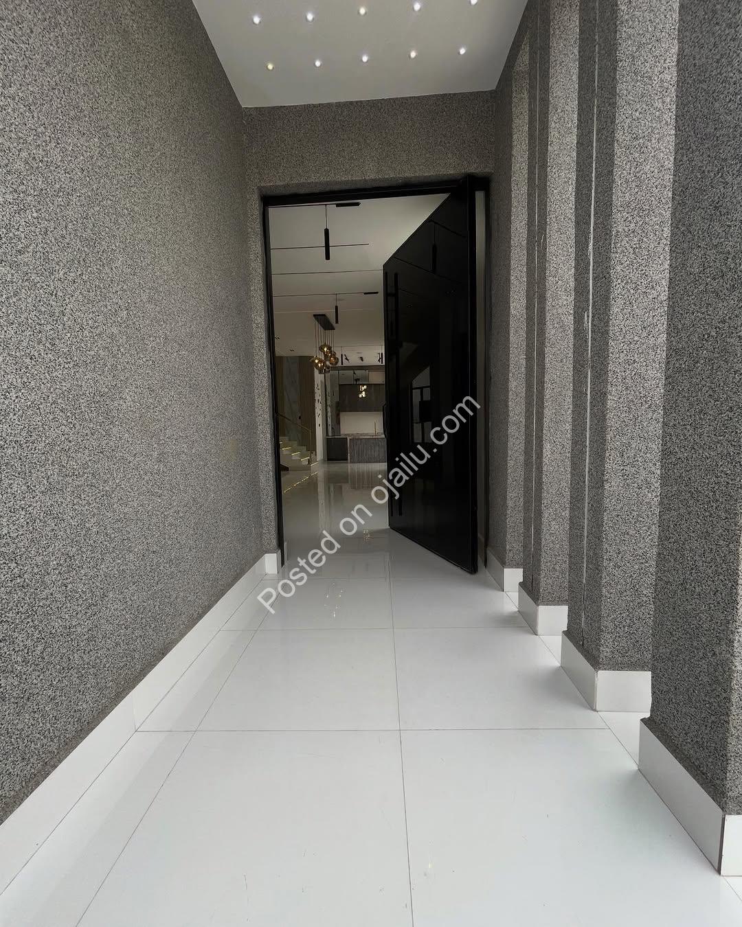 Opulent 5-Bed Duplex with BQ in Secure Lekki Estate