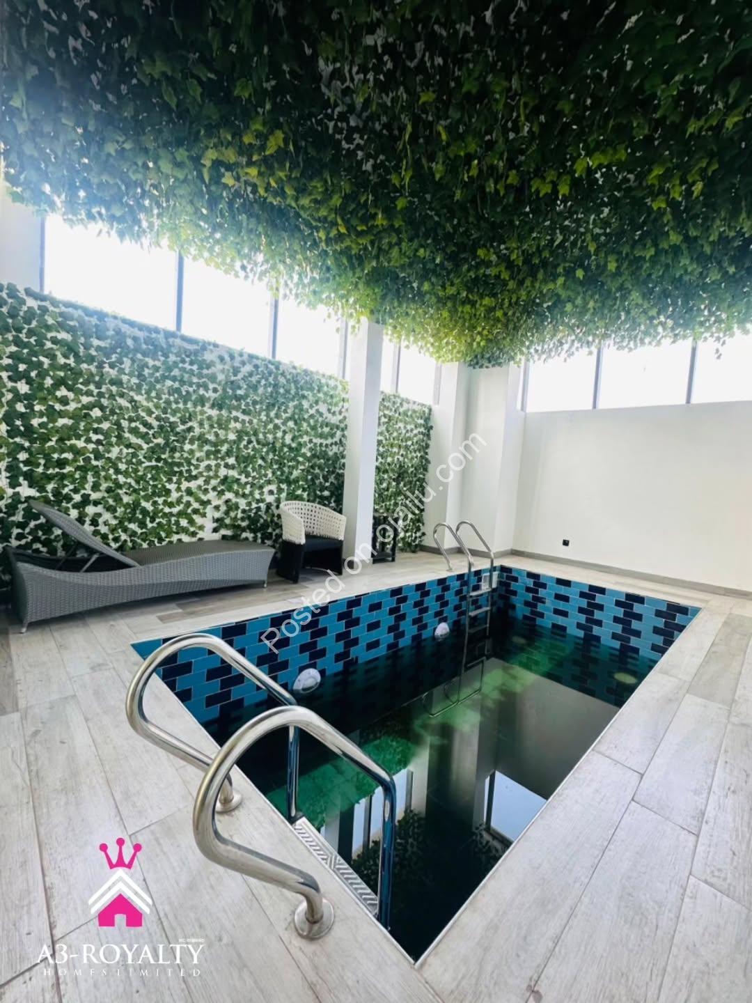 Luxury 5-Bed Duplex with Pool in Chevron Lekki