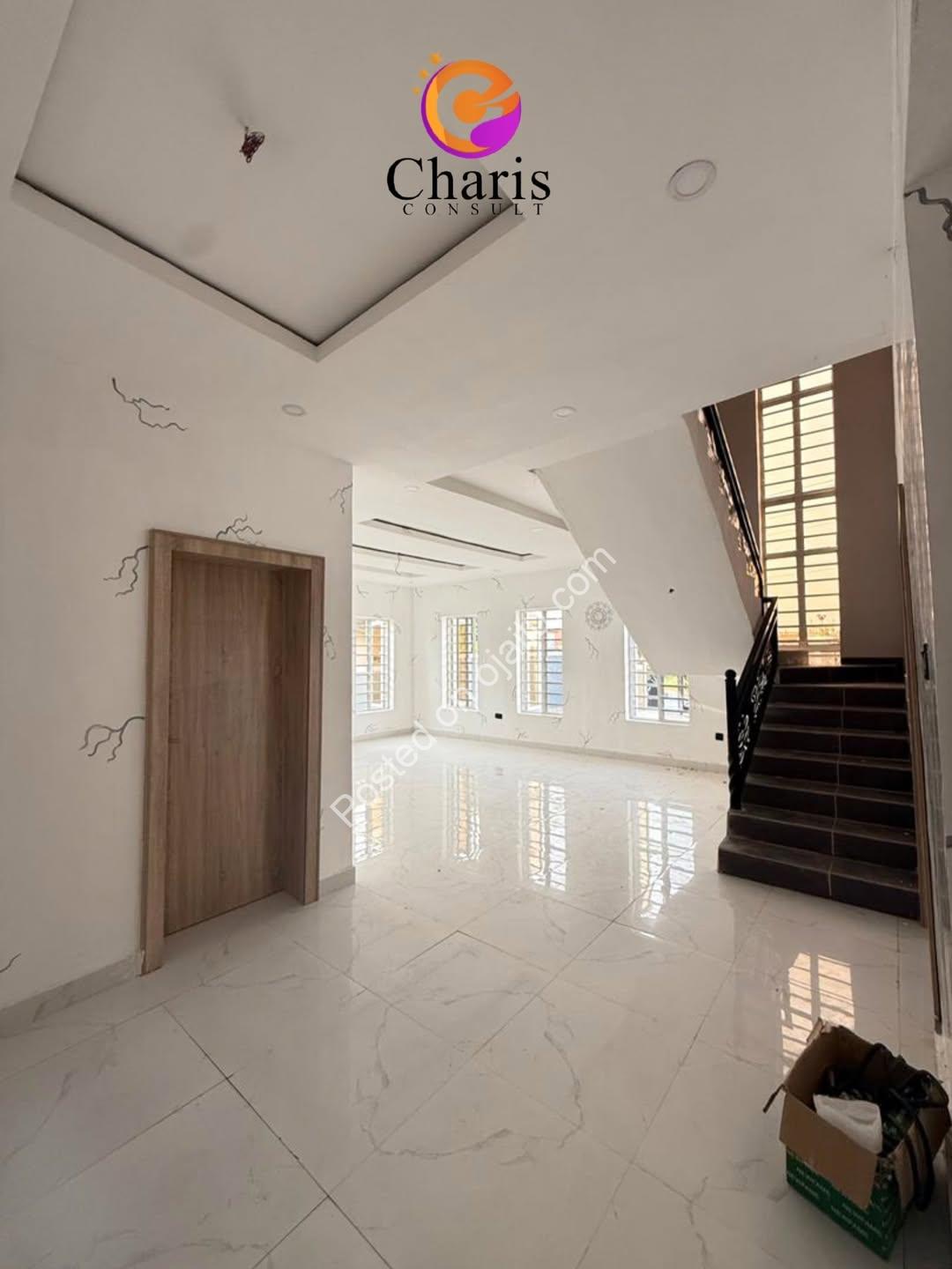 Grand 5-Bed Duplex with BQ in Prime Ibadan Estate