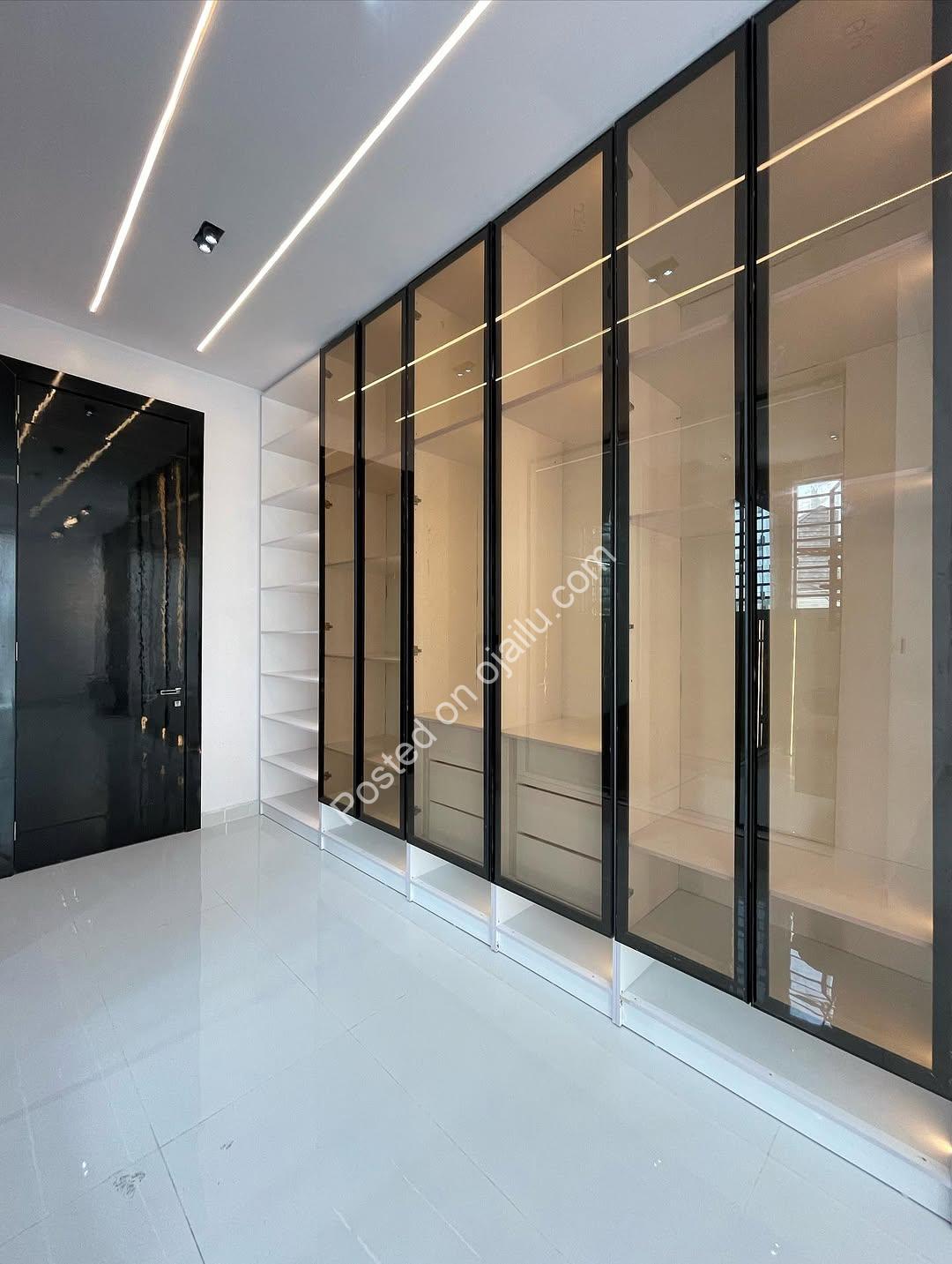 Lekki’s Modern 5-Bed Dulex with Pool & Views