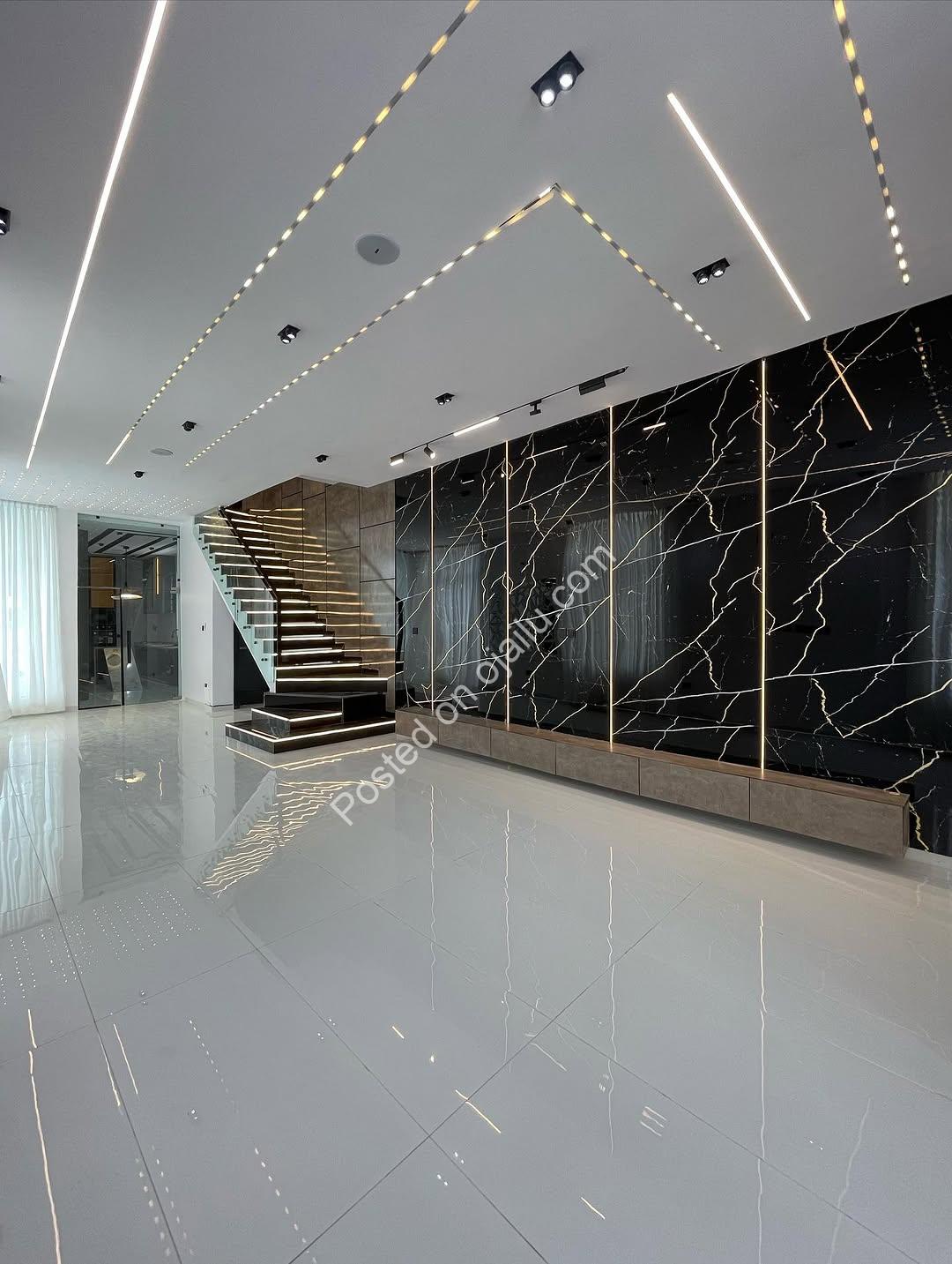 Lekki’s Modern 5-Bed Dulex with Pool & Views