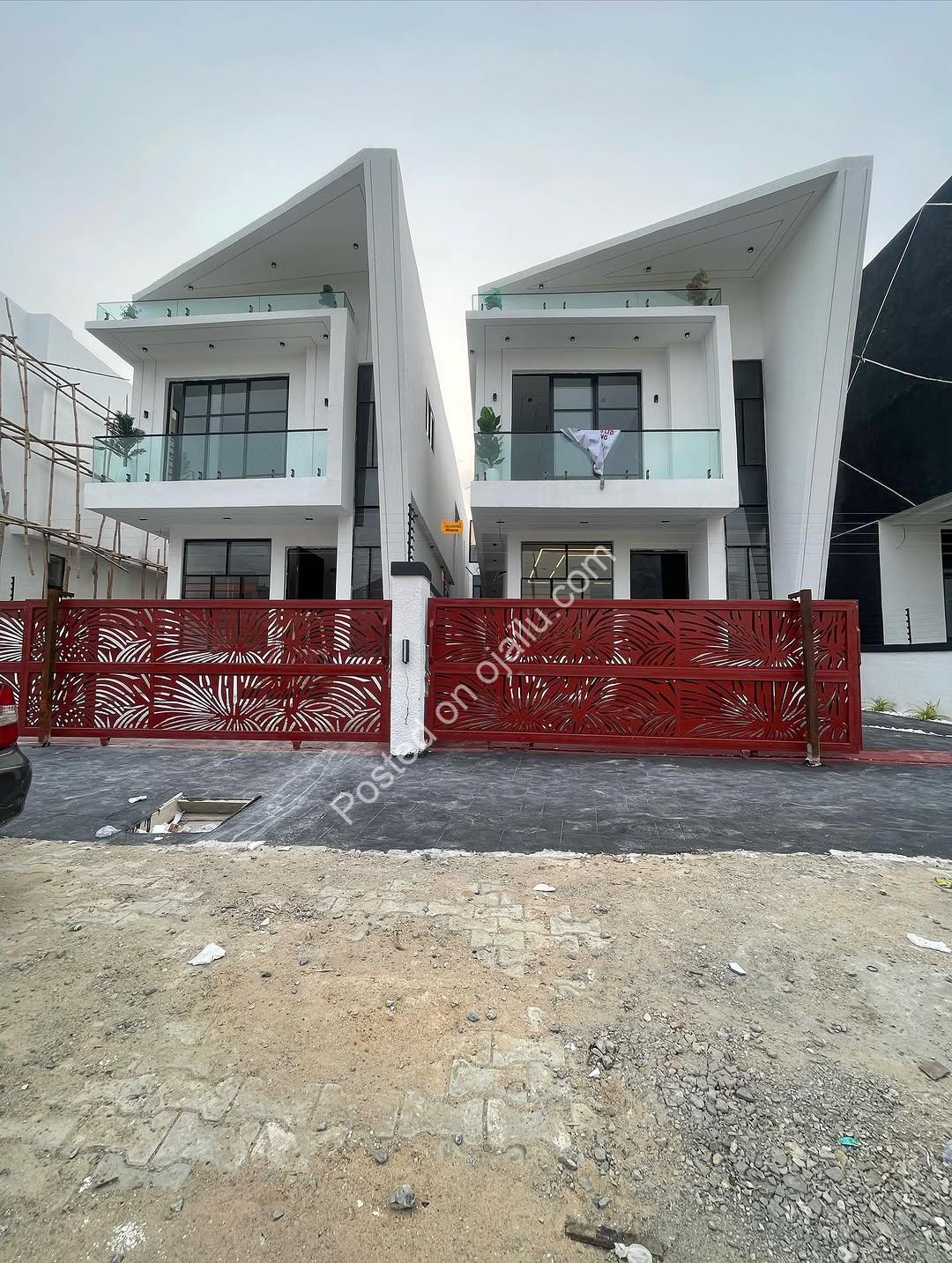 Sleek 4-Bed Duplex with Resort-Style Pool in Lekki