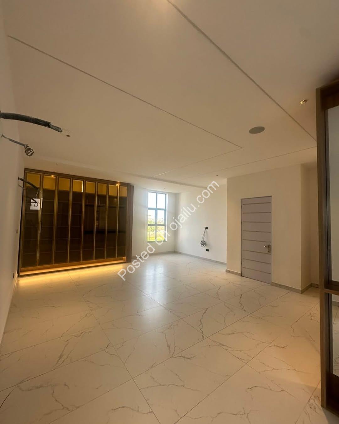 Your Dream Estate: 5-Bed Duplex with Pool & Penthouse in Ikate