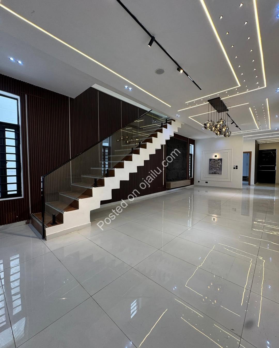 Lekki’s Ultimate 5-Bedroom Estate with Resort-Style Pool