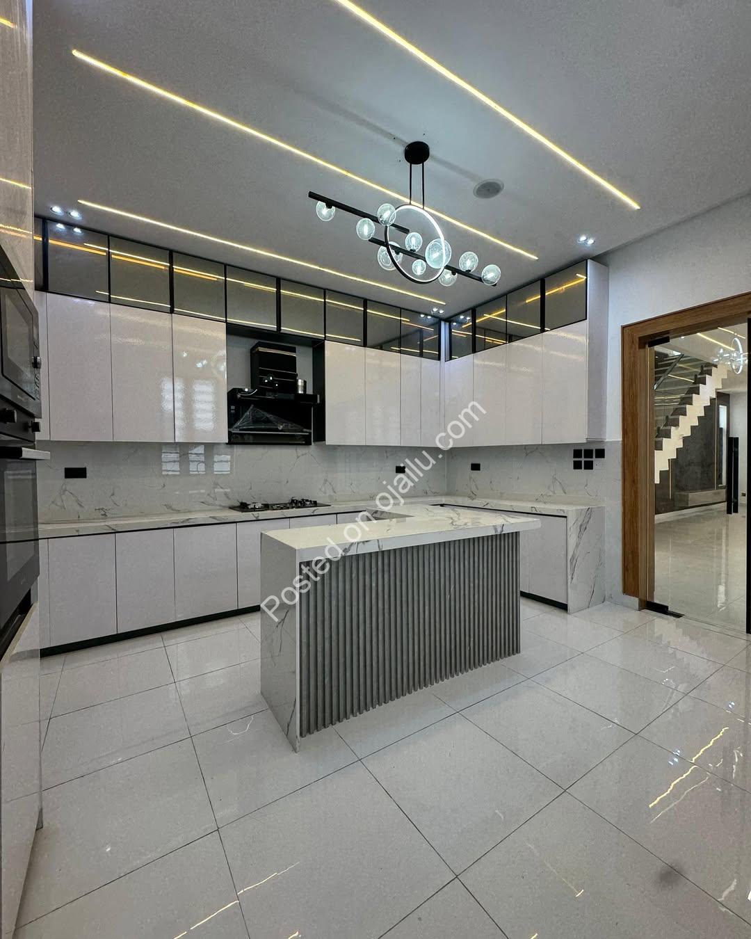 Lekki’s Ultimate 5-Bedroom Estate with Resort-Style Pool