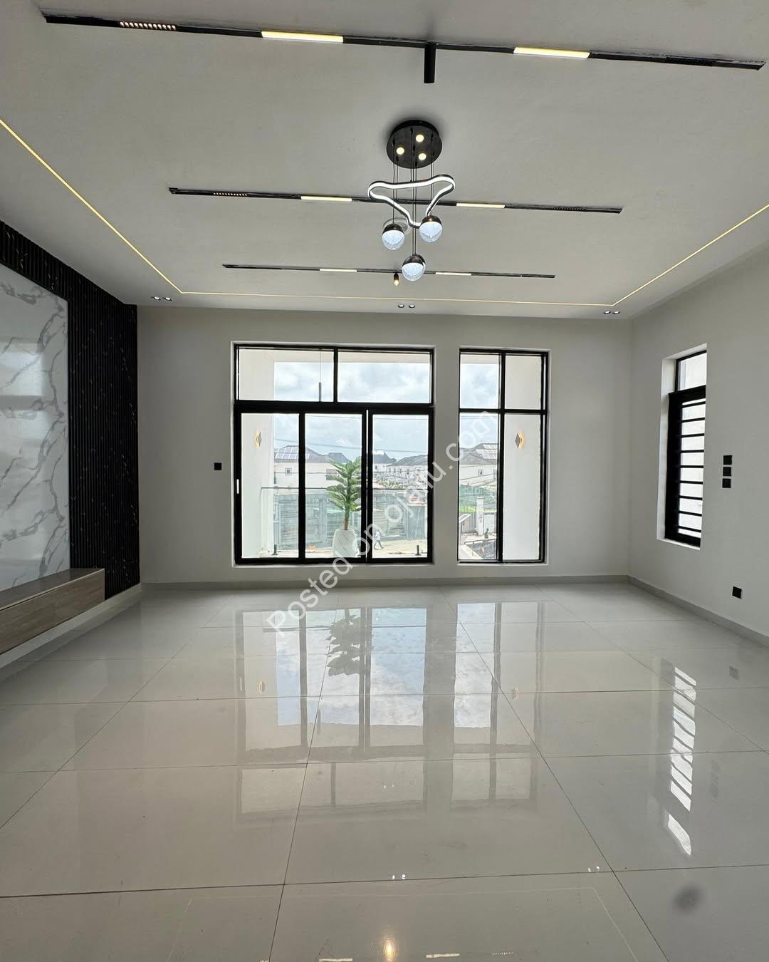 Lekki’s Ultimate 5-Bedroom Estate with Resort-Style Pool