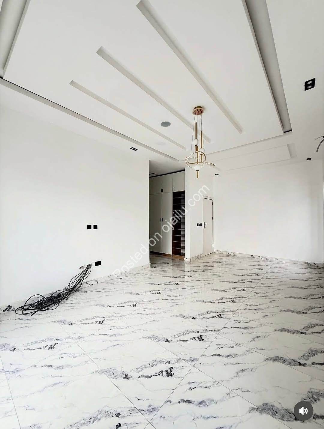 5-Bedroom Masterpiece in Lekki’s Premier Estate