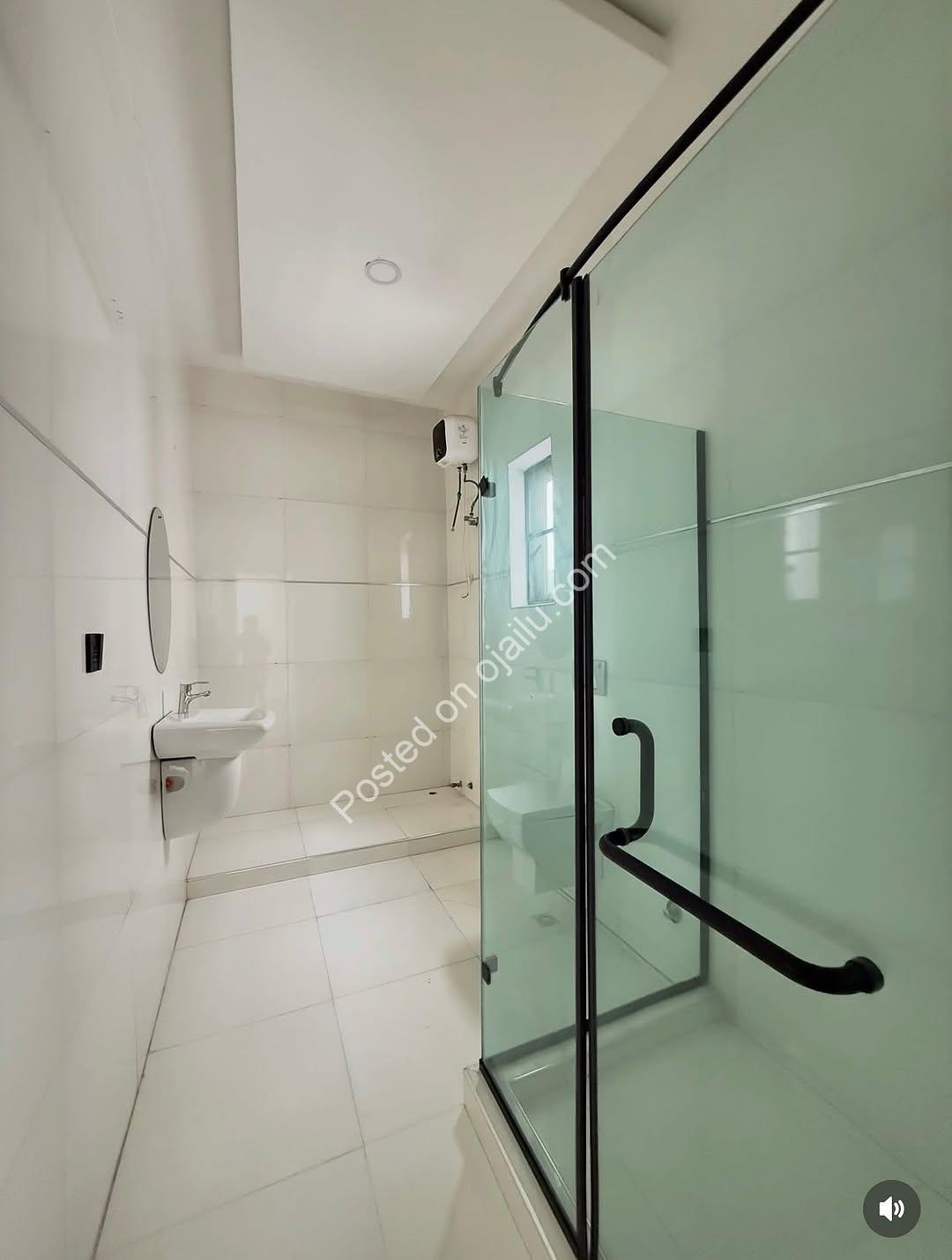 5-Bedroom Masterpiece in Lekki’s Premier Estate